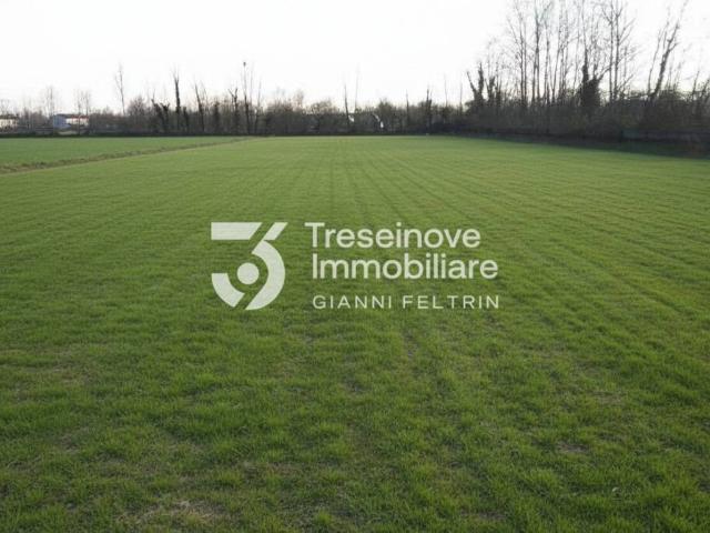 Terreno in vendita a Paese, Veneto