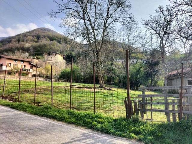 Terreno in vendita a Palazzago, Lombardia