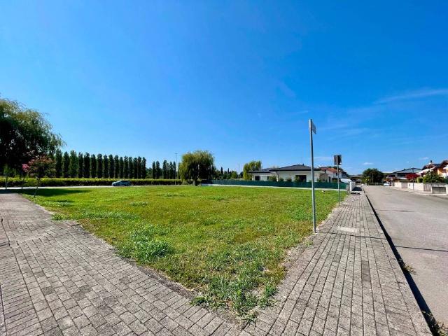 Terreno in vendita a Palazzolo Dello Stella, Friuli-Venezia Giulia
