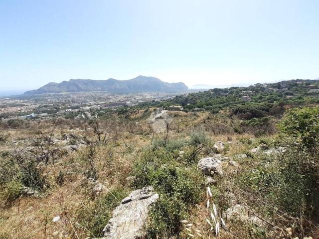 Terreno in vendita a VI Circoscrizione, Palermo