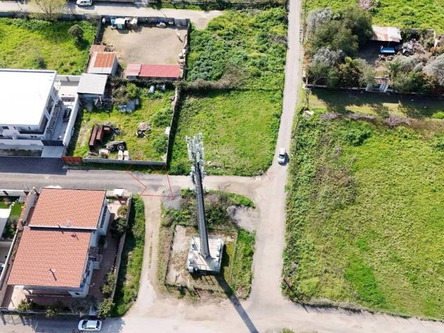 Terreno in vendita a Parete, Campania