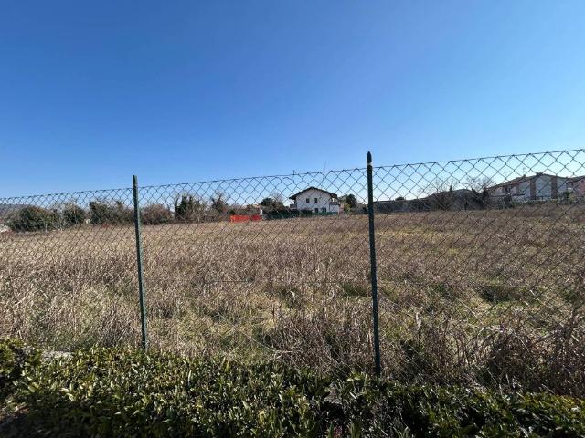 Terreno in vendita a Pasian Di Prato, Friuli-Venezia Giulia