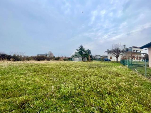 Terreno in vendita a Martignacco, Friuli-Venezia Giulia