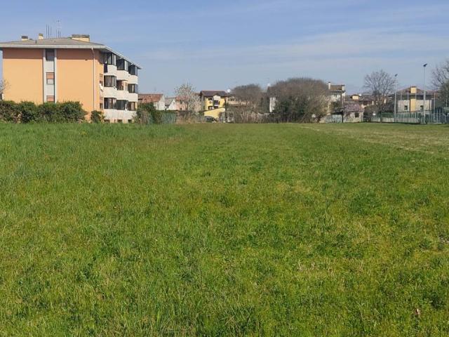 Terreno in vendita a Pasian Di Prato, Friuli-Venezia Giulia
