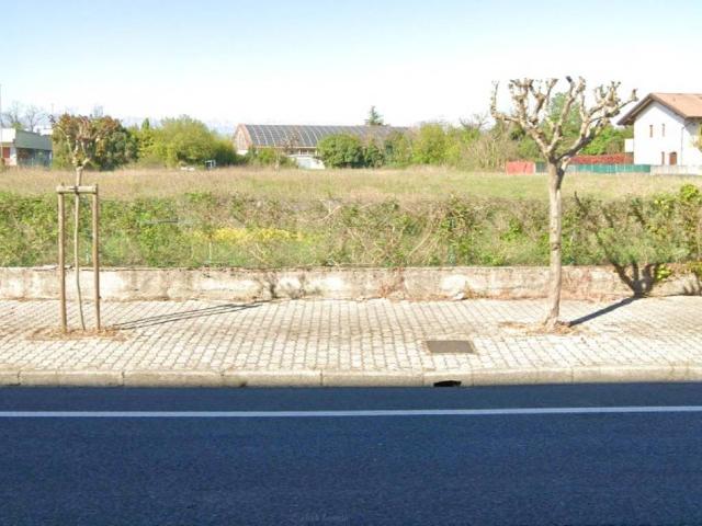 Terreno in vendita a Pasian Di Prato, Friuli-Venezia Giulia