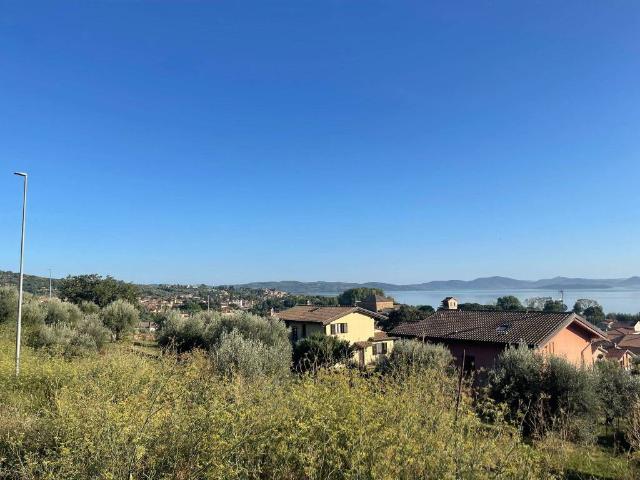Terreno in vendita a Passignano Sul Trasimeno, Umbria