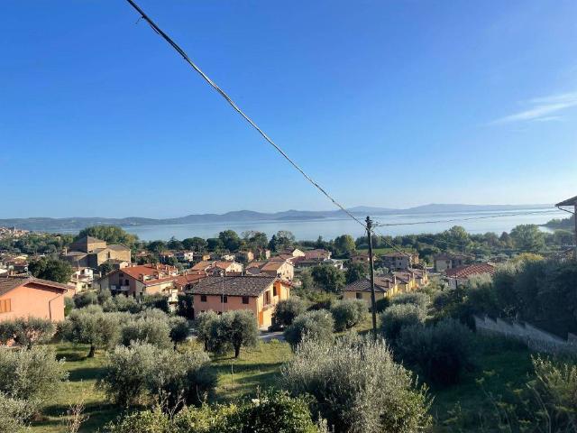 Terreno in vendita a Passignano Sul Trasimeno, Umbria