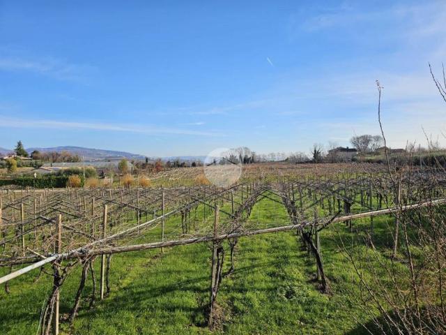 Terreno in vendita a Ragano, Cavaion Veronese