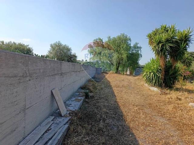 Terreno in vendita a Paternò, Sicilia