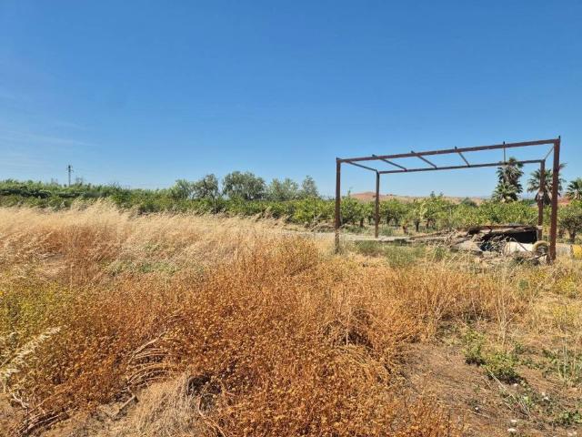 Terreno in vendita a Paternò, Sicilia
