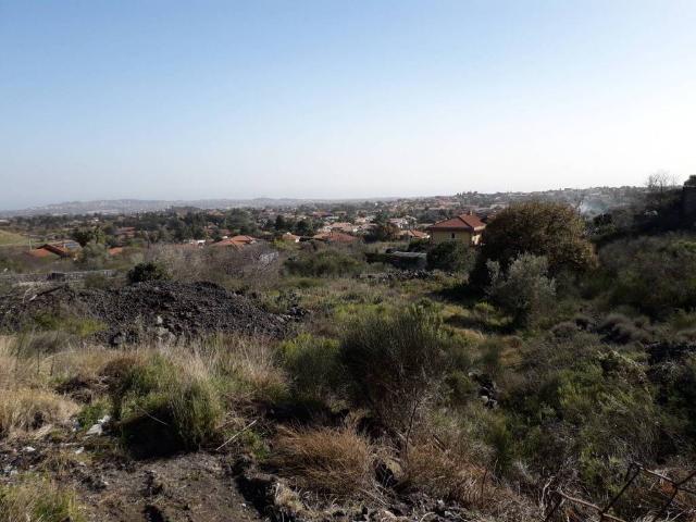Terreno in vendita a Pedara, Sicilia