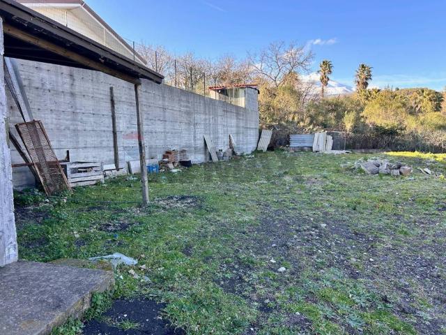 Terreno in vendita a Pedara, Sicilia