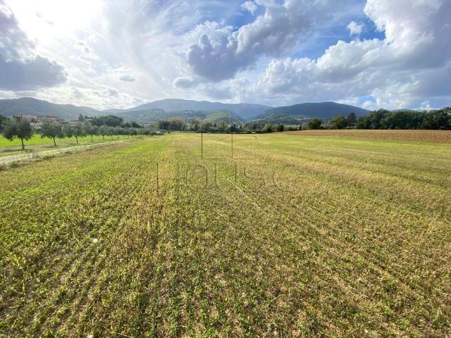 Terreno in vendita a Solfagnano, Perugia