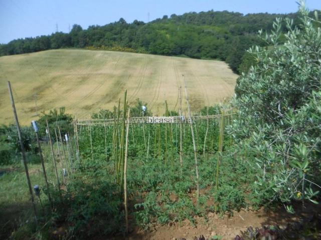 Terreno in vendita a Villa Fastiggi, Marche