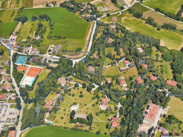 Terreno in vendita a Calcinari, Pesaro