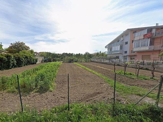 Terreno in vendita a Rancitelli, Pescara