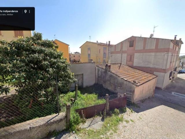 Terreno in vendita a Petacciato, Molise