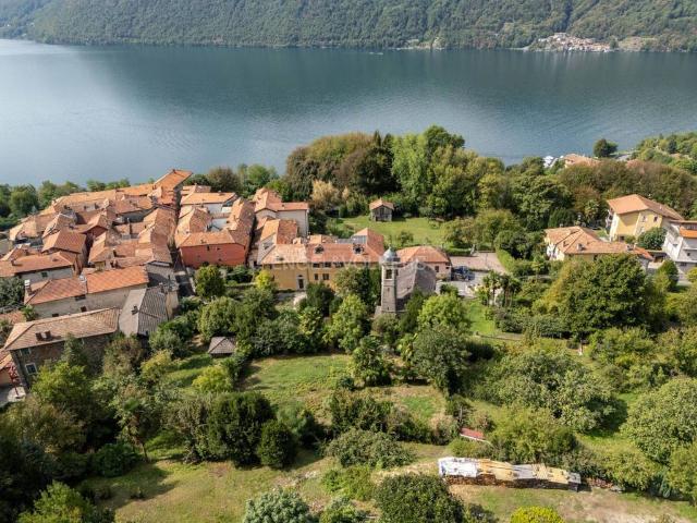 Terreno in vendita a Pratolungo, Pettenasco