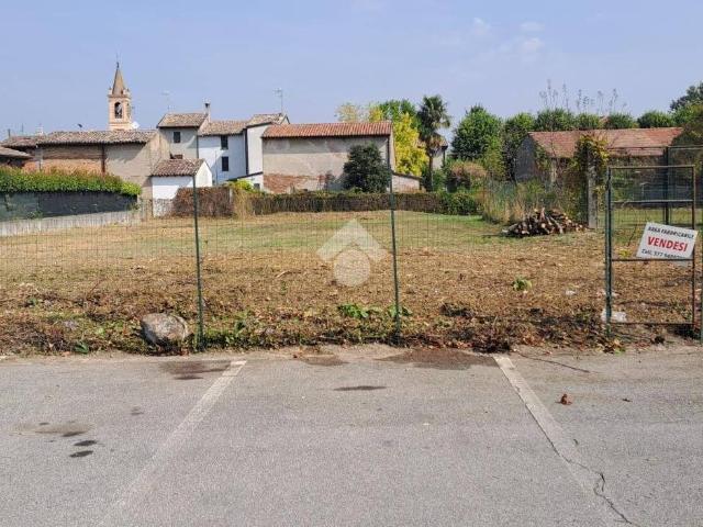 Terreno in vendita a Drizzona, Lombardia