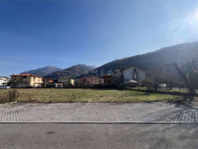 Terreno in vendita a Comunità montana della valle Camonica, Pian Camuno