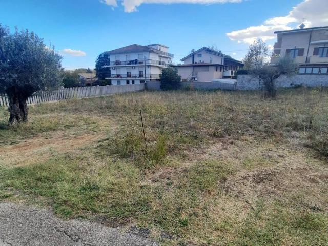 Terreno in vendita a Pianella, Abruzzo