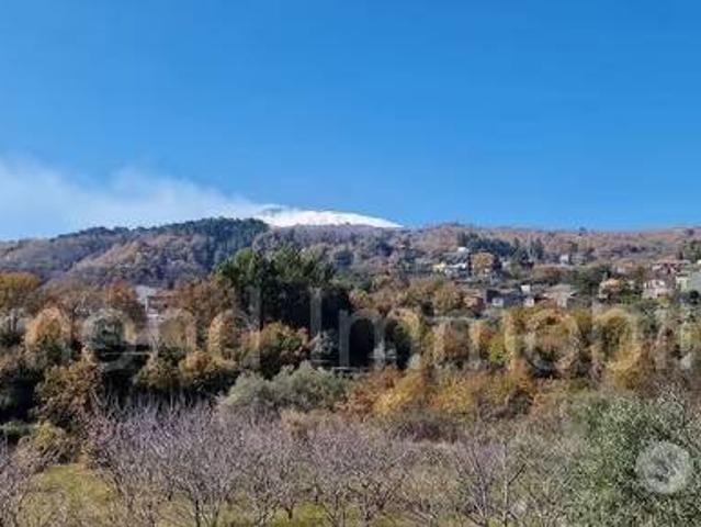 Terreno in vendita a Piedimonte Etneo, Sicilia
