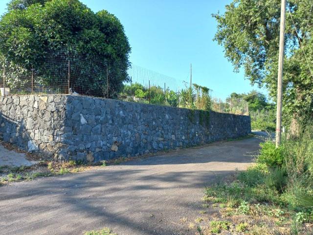 Terreno in vendita a Piedimonte Etneo, Sicilia