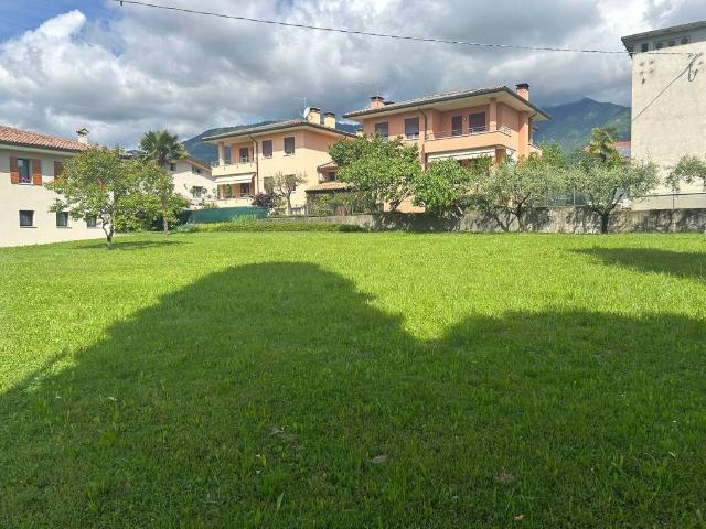 Terreno in vendita a Paderno Del Grappa, Veneto