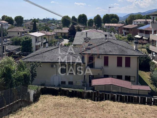 Terreno in vendita a Pieve Di Soligo, Veneto