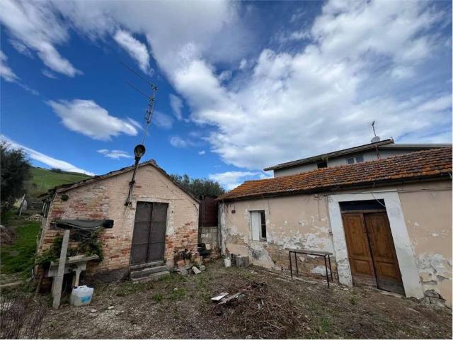 Terreno in vendita a Pineto, Abruzzo