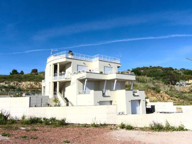 Terreno in vendita a Salivoli, Piombino