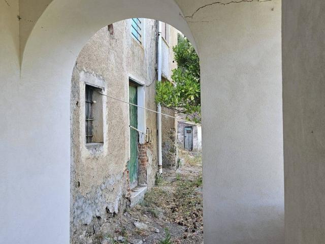 Terreno in vendita a Piraino, Sicilia