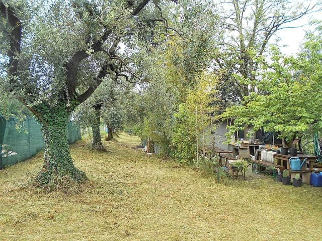Terreno in vendita a Pistoia, Toscana