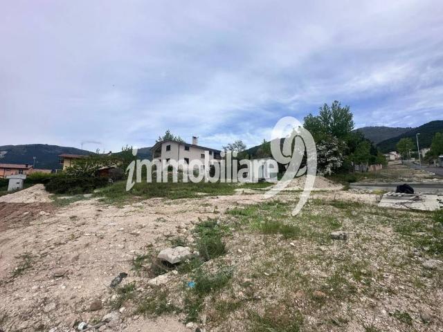 Terreno in vendita a Pizzoli, Abruzzo