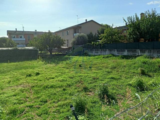Terreno in vendita a Podenzano, Reggio Emilia