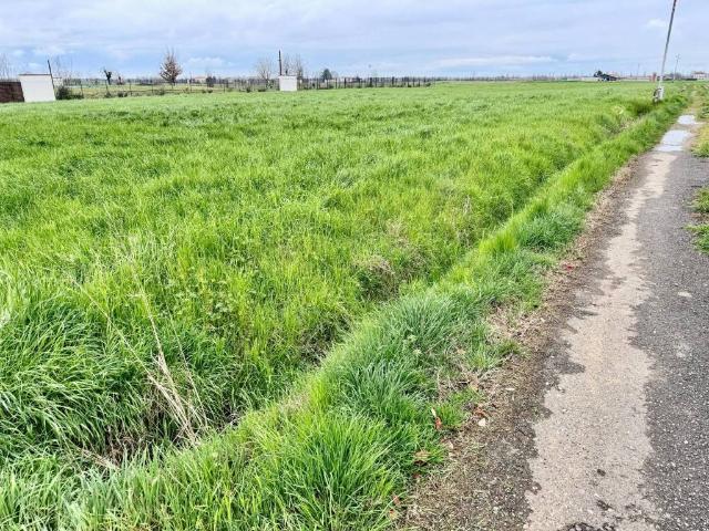 Terreno in vendita a Podenzano, Reggio Emilia