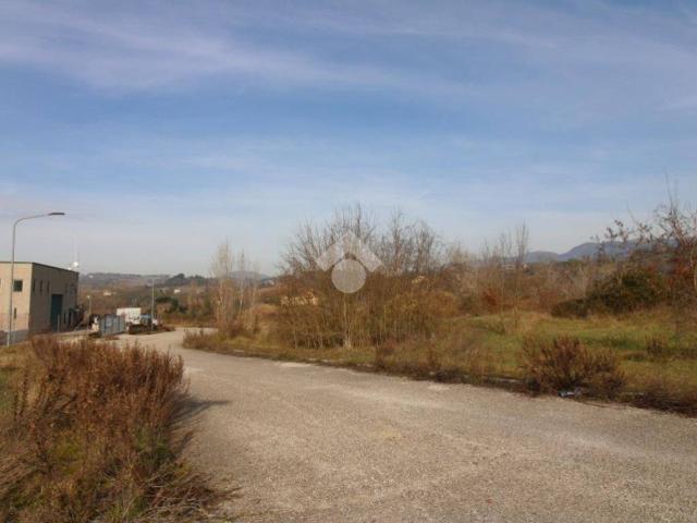 Terreno in vendita a Poggio Mirteto, Lazio