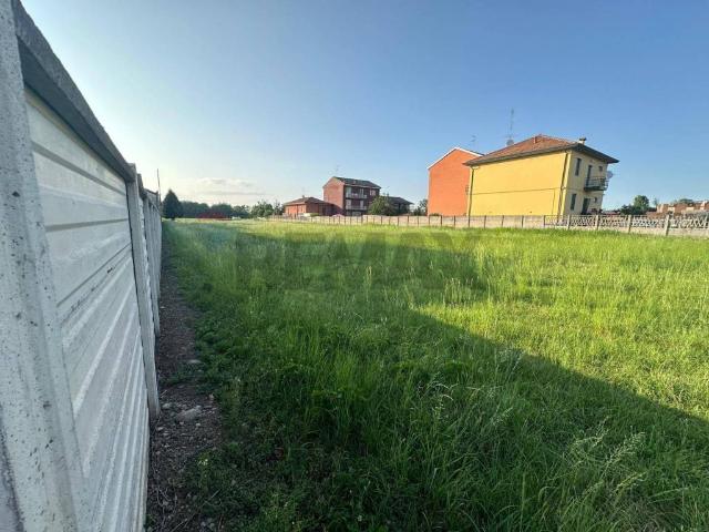 Terreno in vendita a Via Fiume, Pogliano Milanese