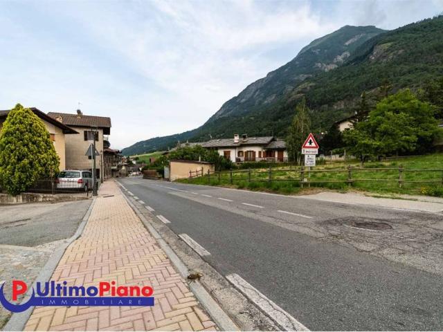 Terreno in vendita a Pollein, Aosta