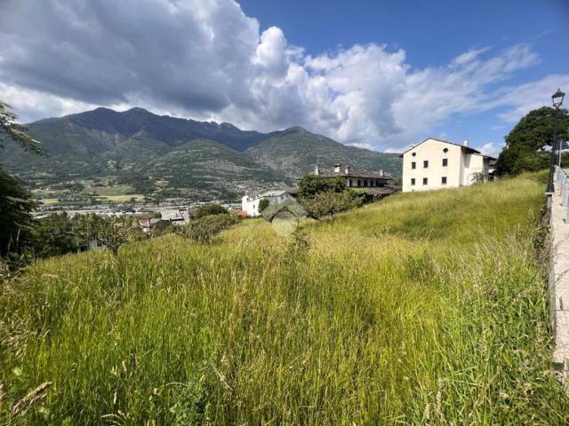 Terreno in vendita a Pollein, Aosta