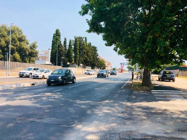 Terreno in vendita a Martin Pescatore, Pomezia