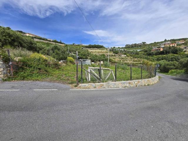 Terreno in vendita a Pompeiana, Liguria