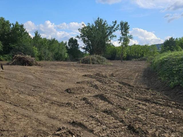Terreno in vendita a Unione di Comuni Valdarno e Valdisieve, Pontassieve