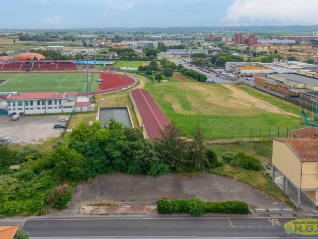 Terreno in vendita a Oltrera, Pontedera