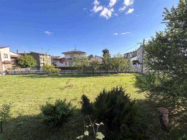 Terreno in vendita a Pontenure, Reggio Emilia