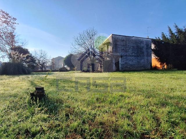 Terreno in vendita a Pontevico, Lombardia