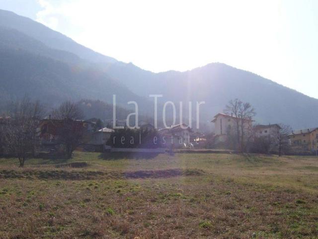 Terreno in vendita a Pontey, Aosta