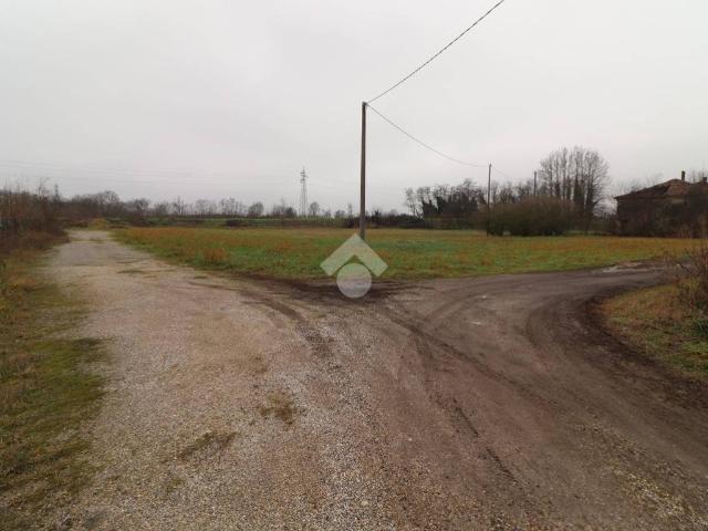 Terreno in vendita a Porto Mantovano, Lombardia
