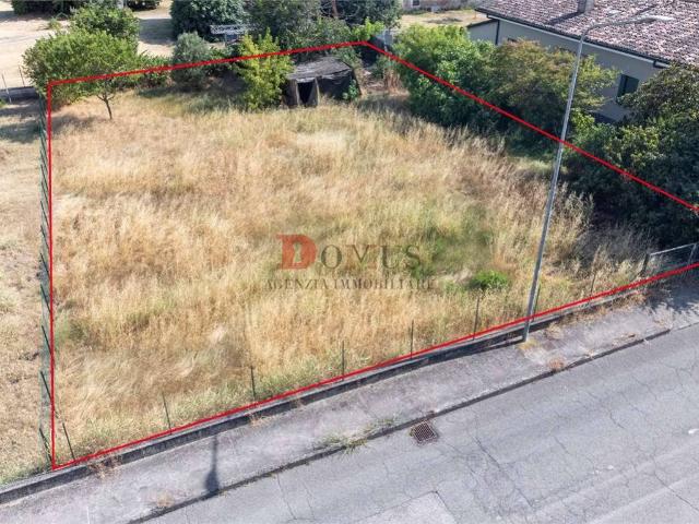 Terreno in vendita a Porto Mantovano, Lombardia