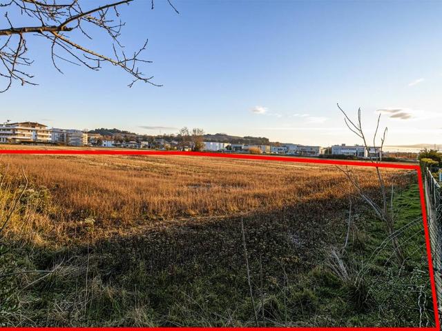 Terreno in vendita a Centro, Marche